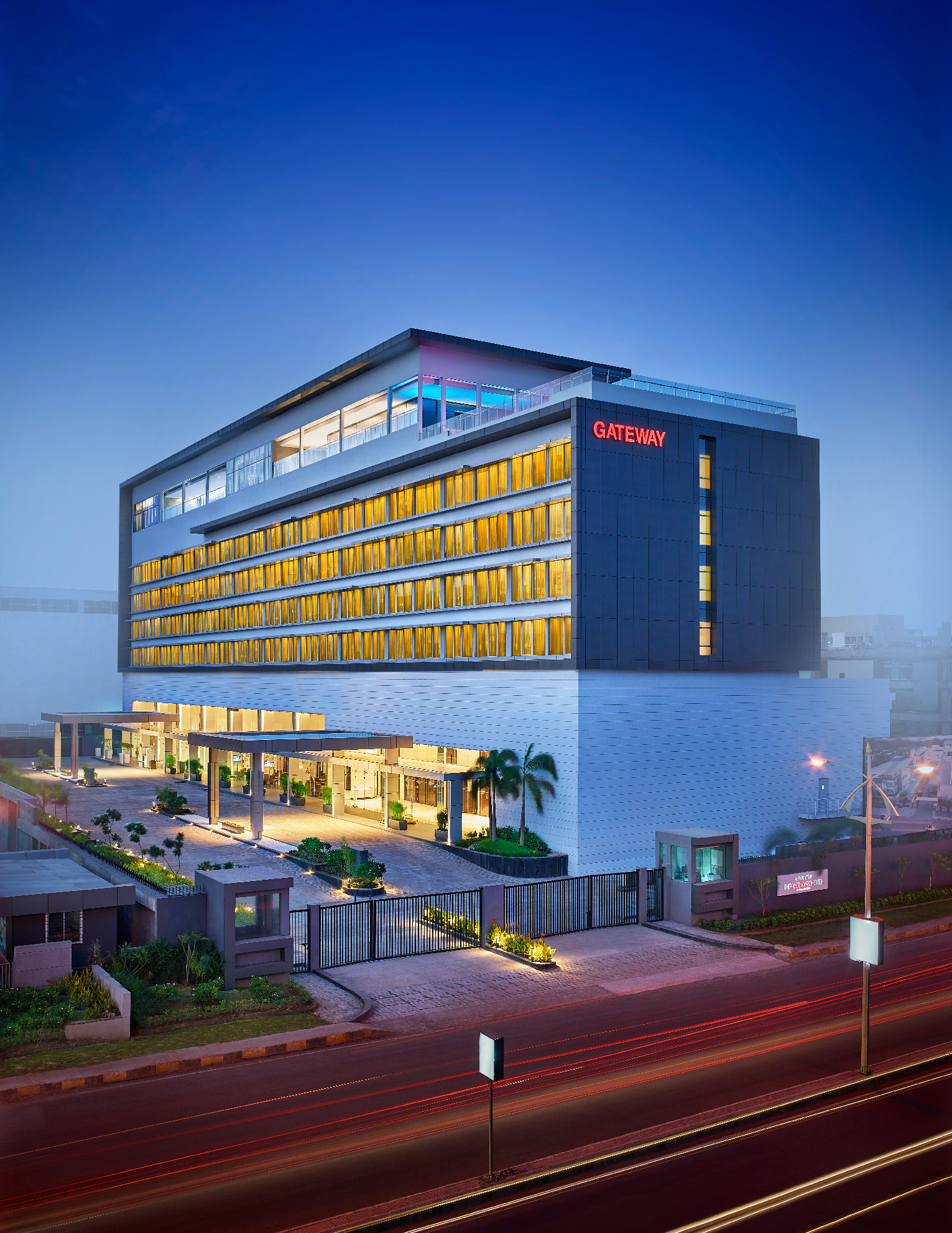 Taj Pune interior view 8